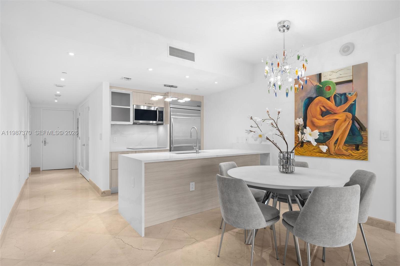 BEACH CLUB CONDO - Residential