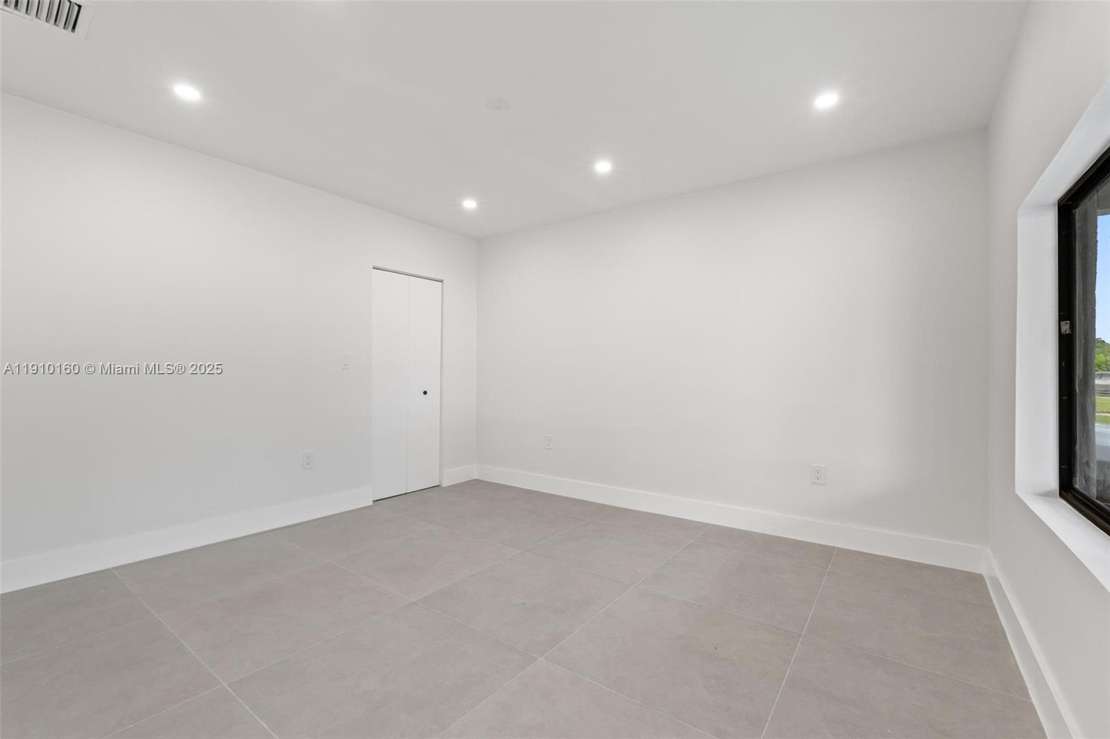 LAKE PARK SEC 2 - Residential