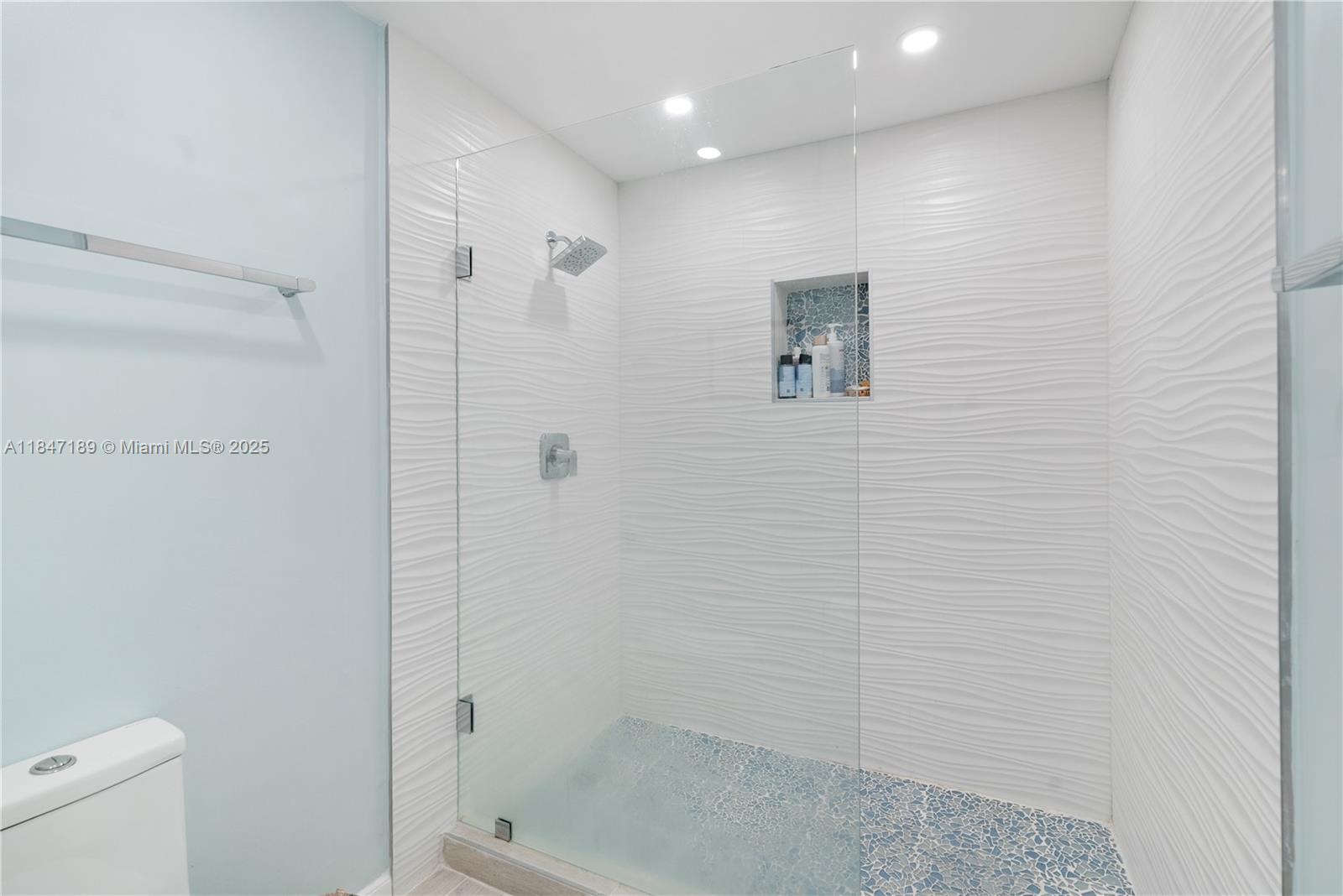 SANCTUARY AT KEY LARGO (3 - Residential