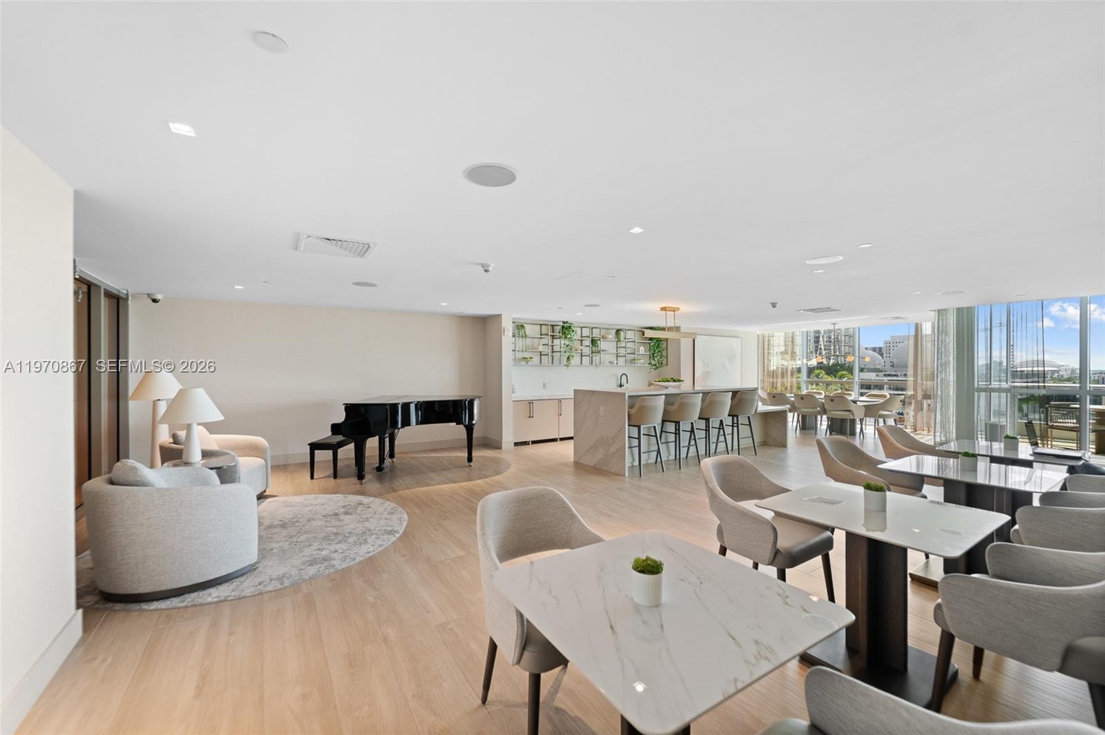 900 BISCAYNE BAY CONDO - Residential