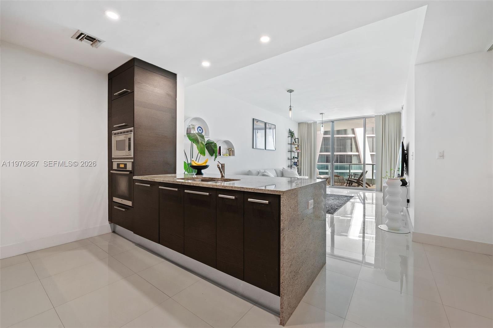 900 Biscayne Blvd 3110