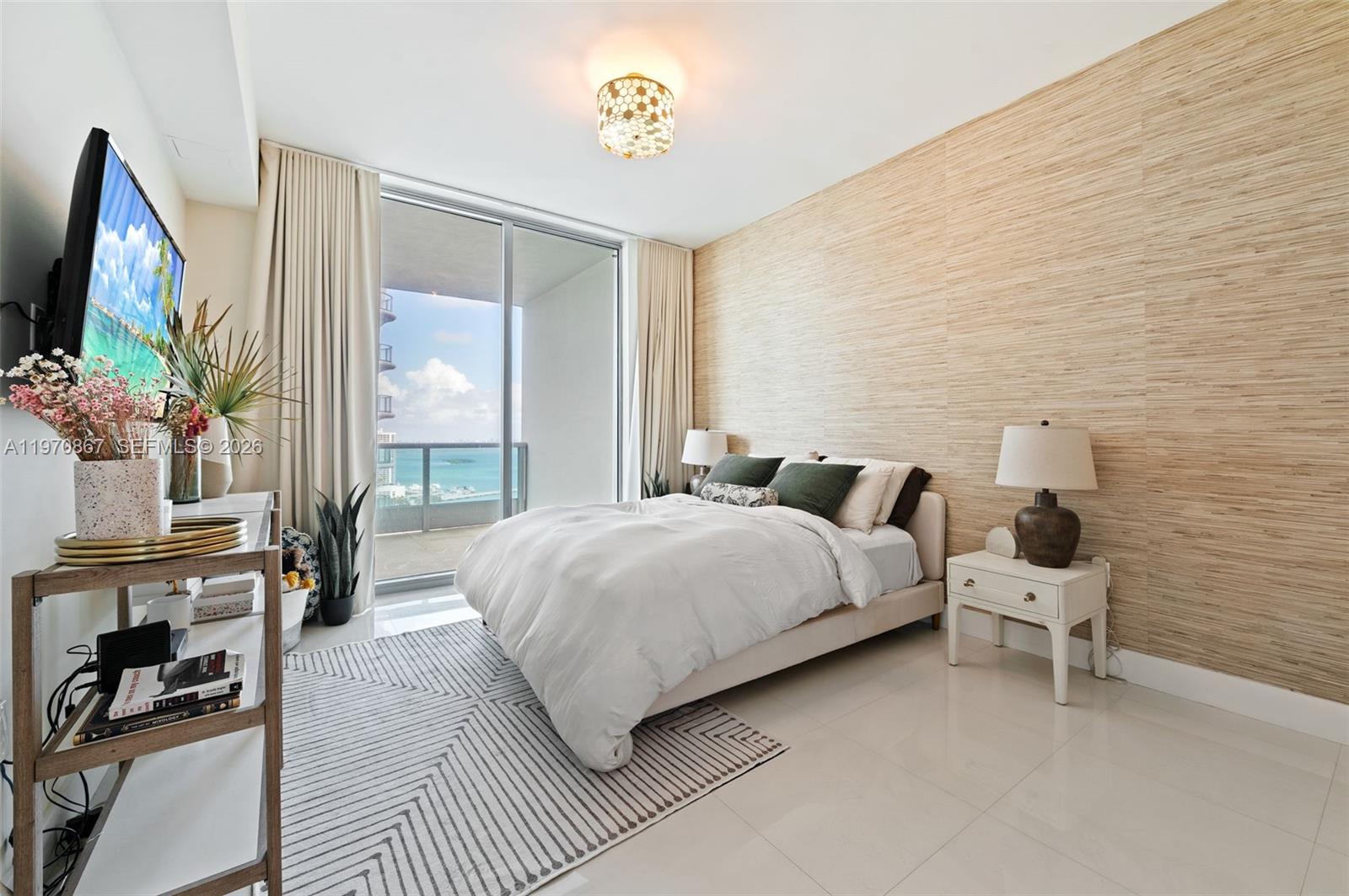 900 BISCAYNE BAY CONDO - Residential