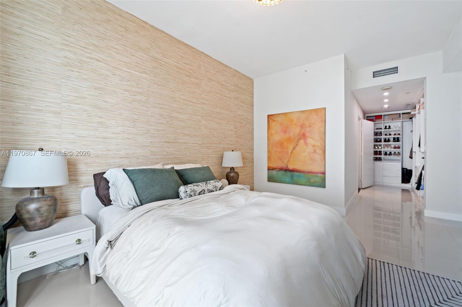 900 BISCAYNE BAY CONDO - Residential