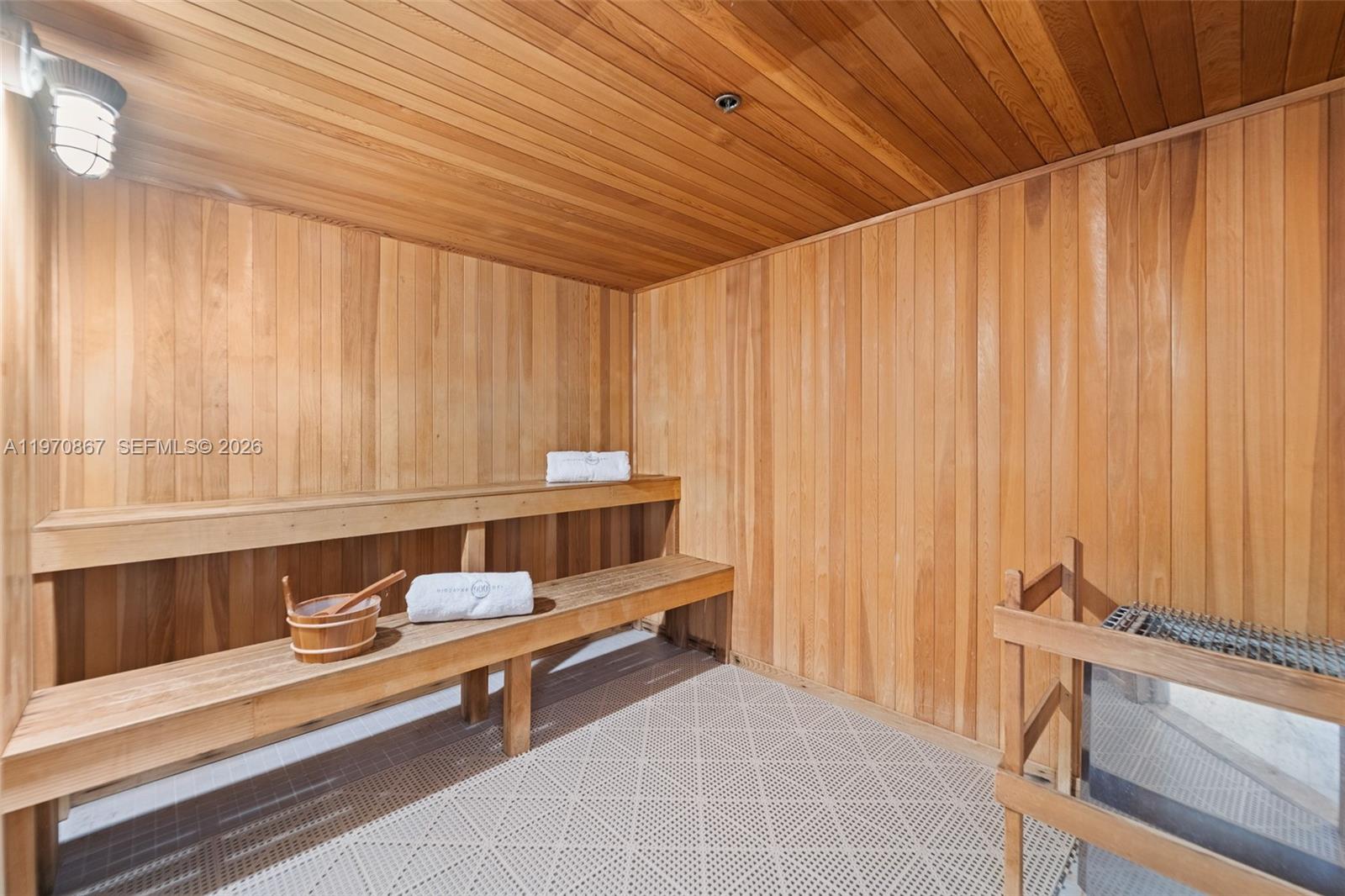 900 BISCAYNE BAY CONDO - Residential