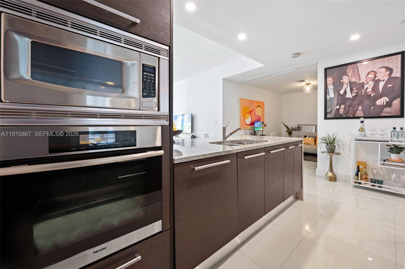 900 BISCAYNE BAY CONDO - Residential