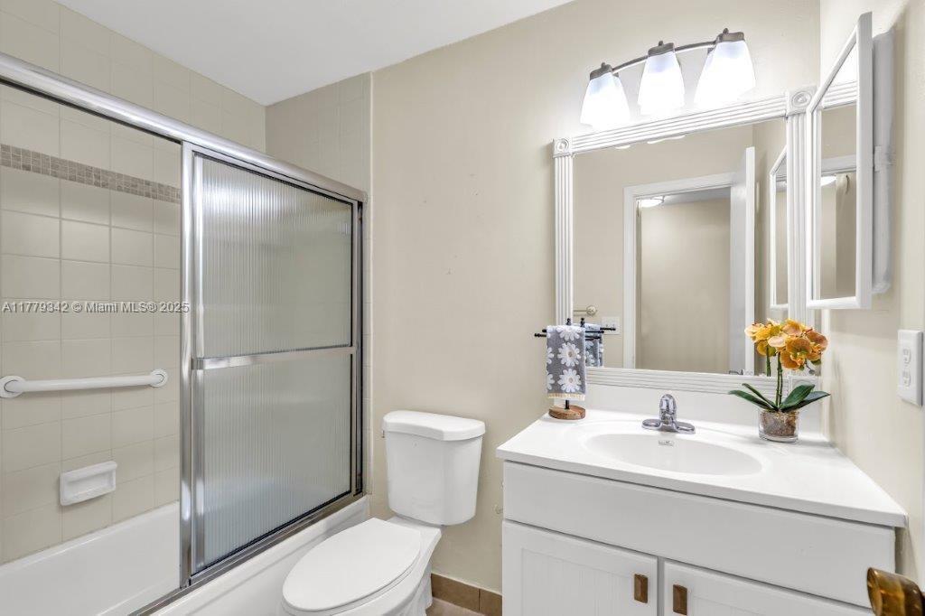 LAUDERDALE WEST CONDO NO 1 - Residential
