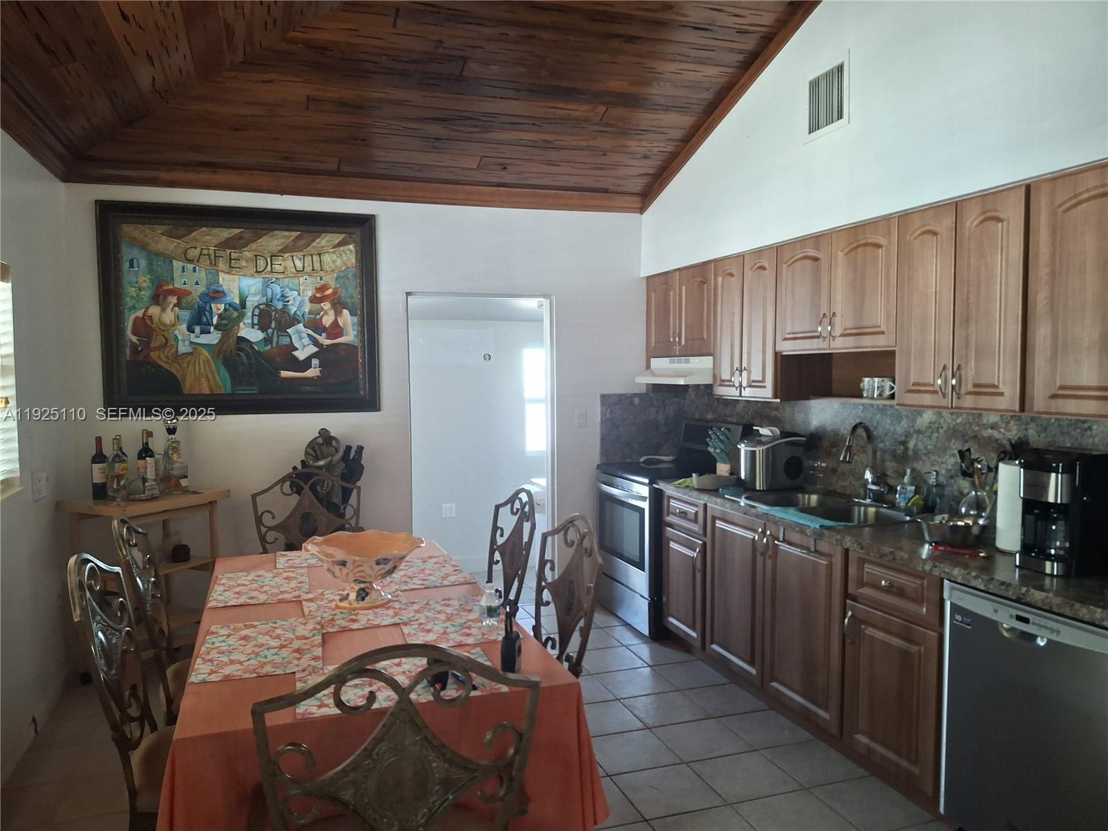 LARGO SOUND PARK - Residential