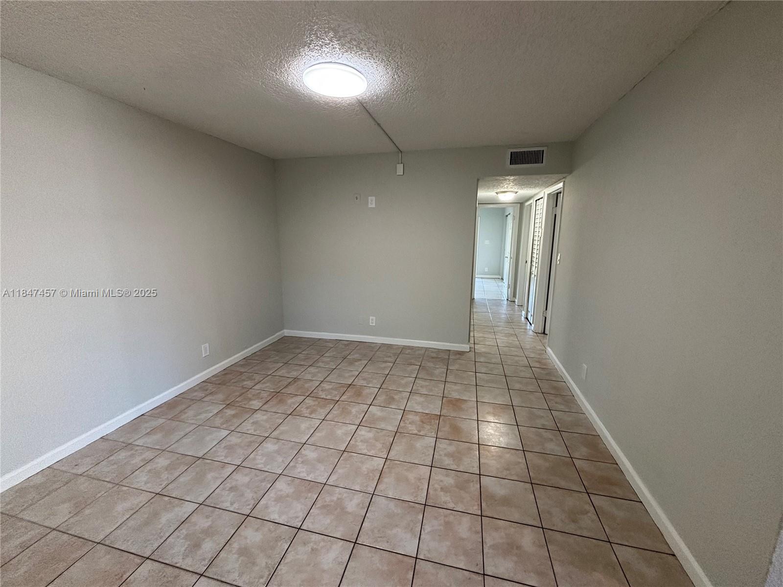 CORAL SPRINGS SUB NO 1 - Residential Lease
