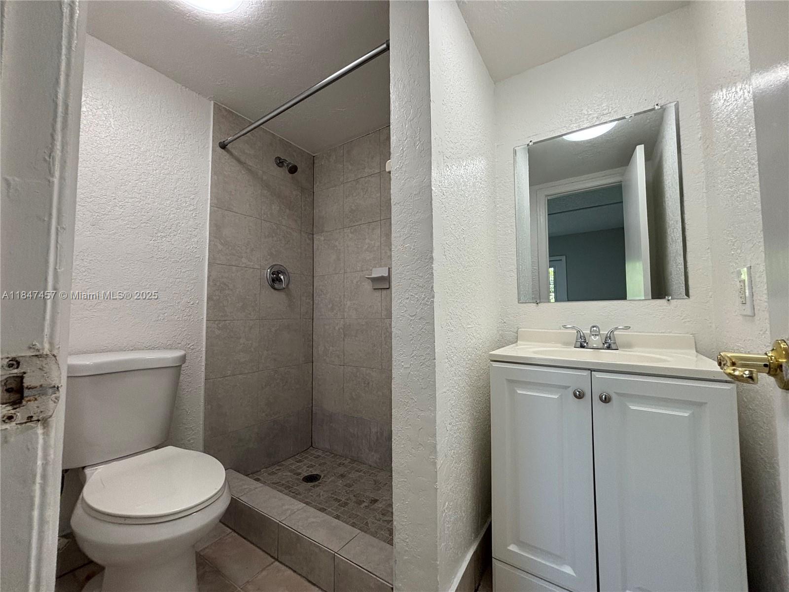 CORAL SPRINGS SUB NO 1 - Residential Lease