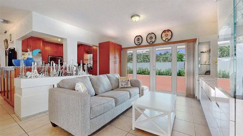 9331 SW 57th Ter Miami FL 33173