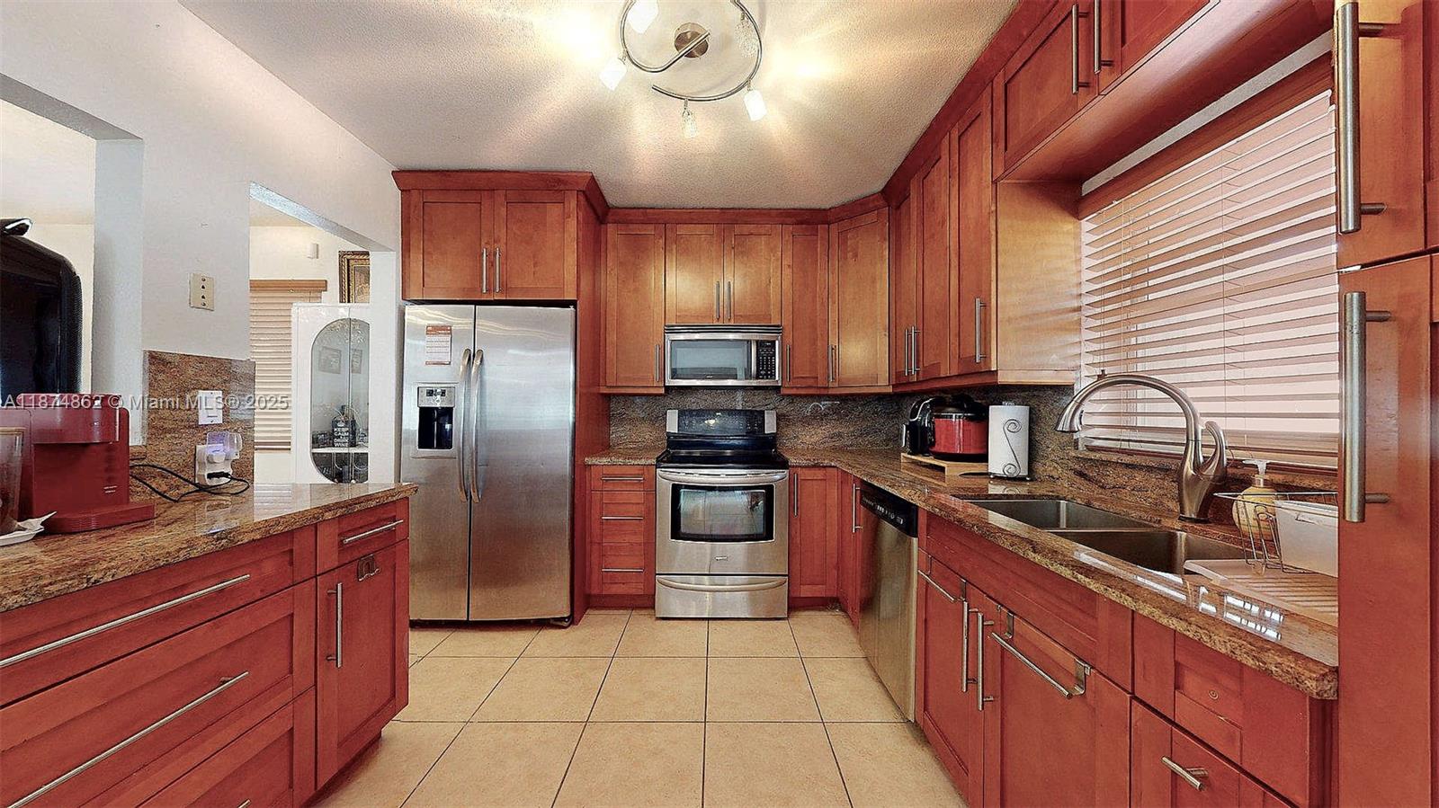 DARLINGTON MANOR - Residential