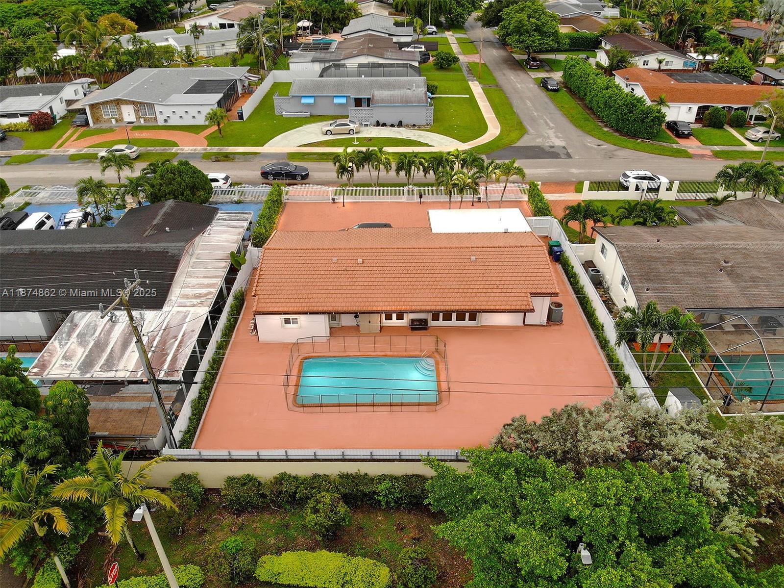 DARLINGTON MANOR - Residential