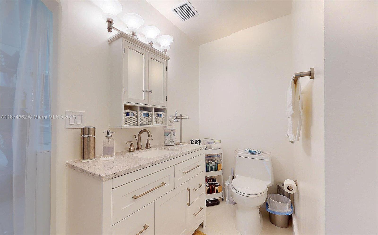 DARLINGTON MANOR - Residential