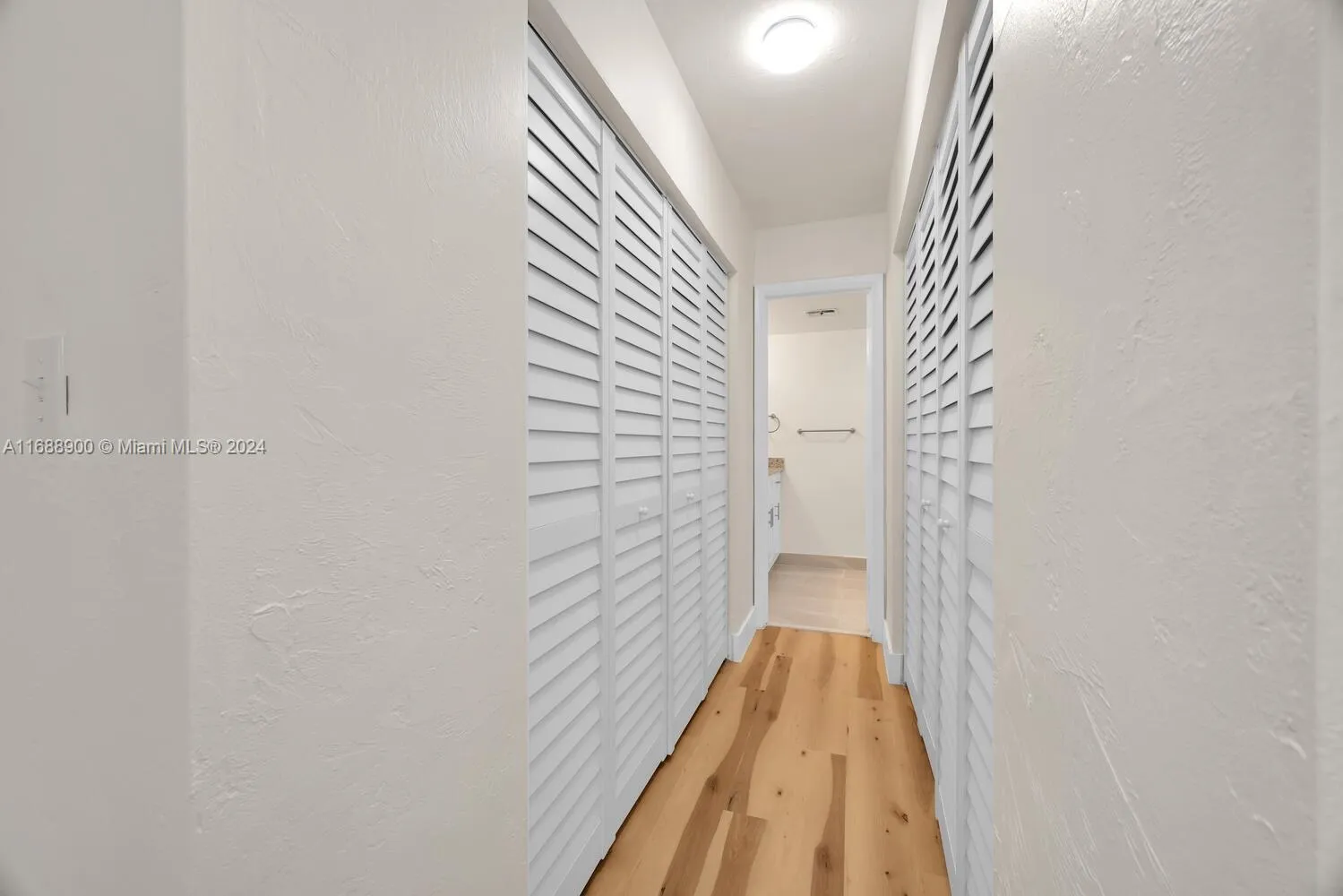 Miami, Florida 33173, United States, 2 Bedrooms Bedrooms, ,2 BathroomsBathrooms,Residential,Active,33619