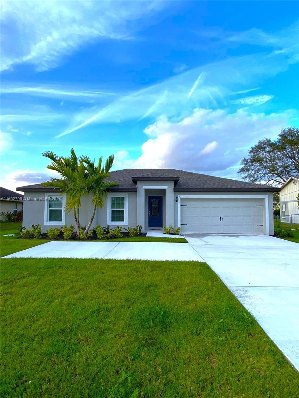 Photo of 331 SW Thornhill Dr, Port Saint Lucie, FL 34984 (MLS # A11602796)