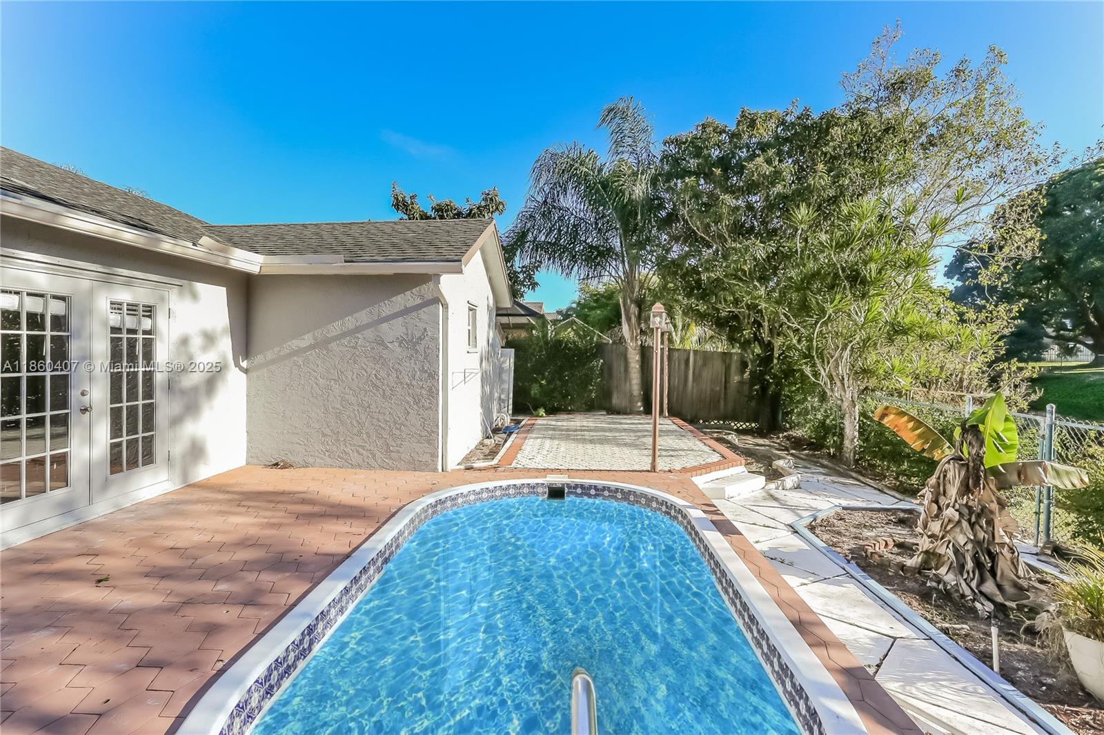 WATERWAY COVE OF WELLINGT - Residential Lease