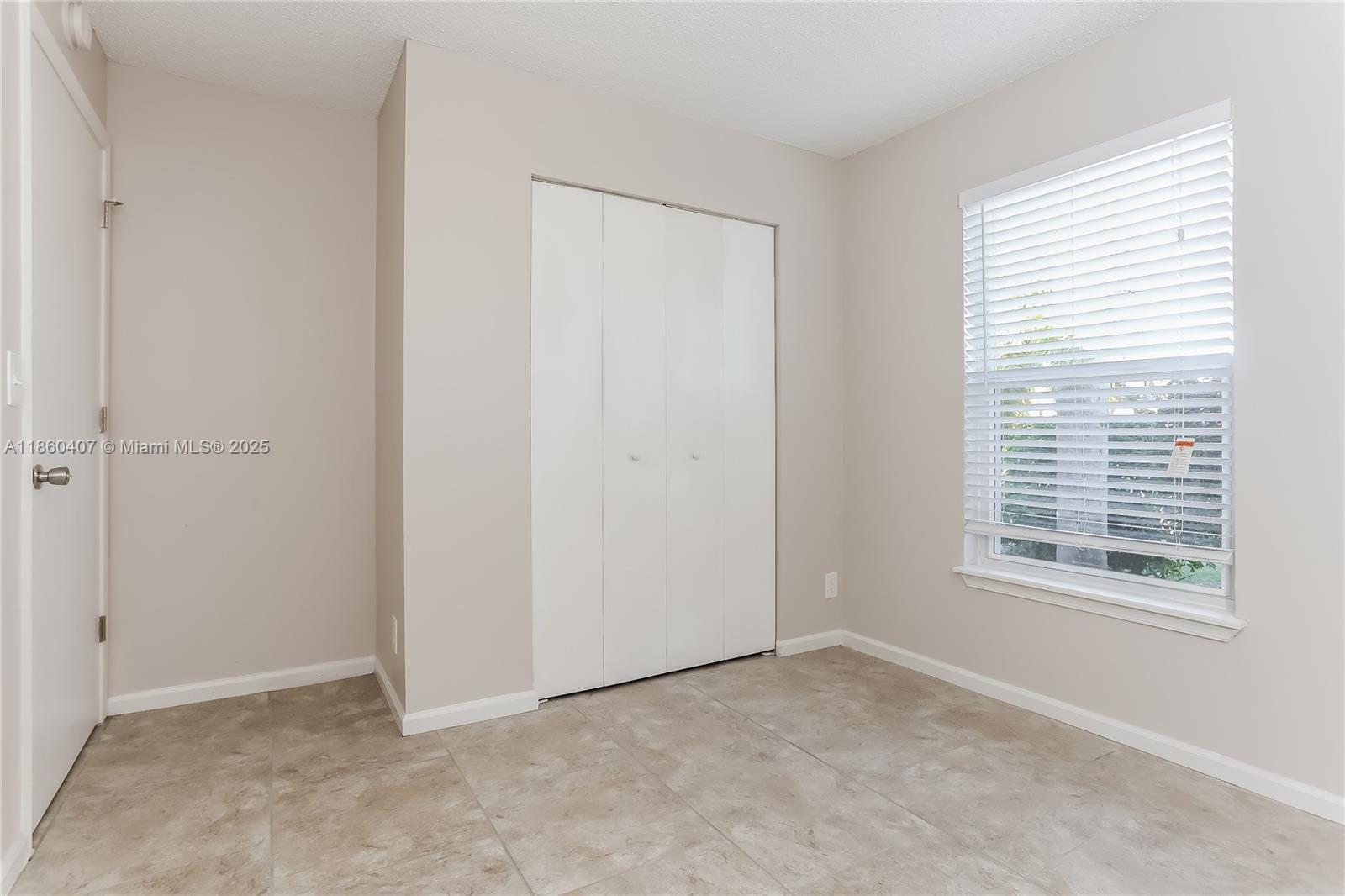 WATERWAY COVE OF WELLINGT - Residential Lease