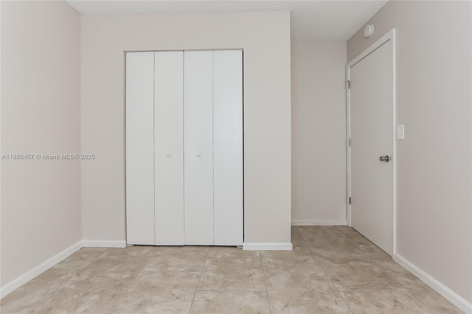 WATERWAY COVE OF WELLINGT - Residential Lease