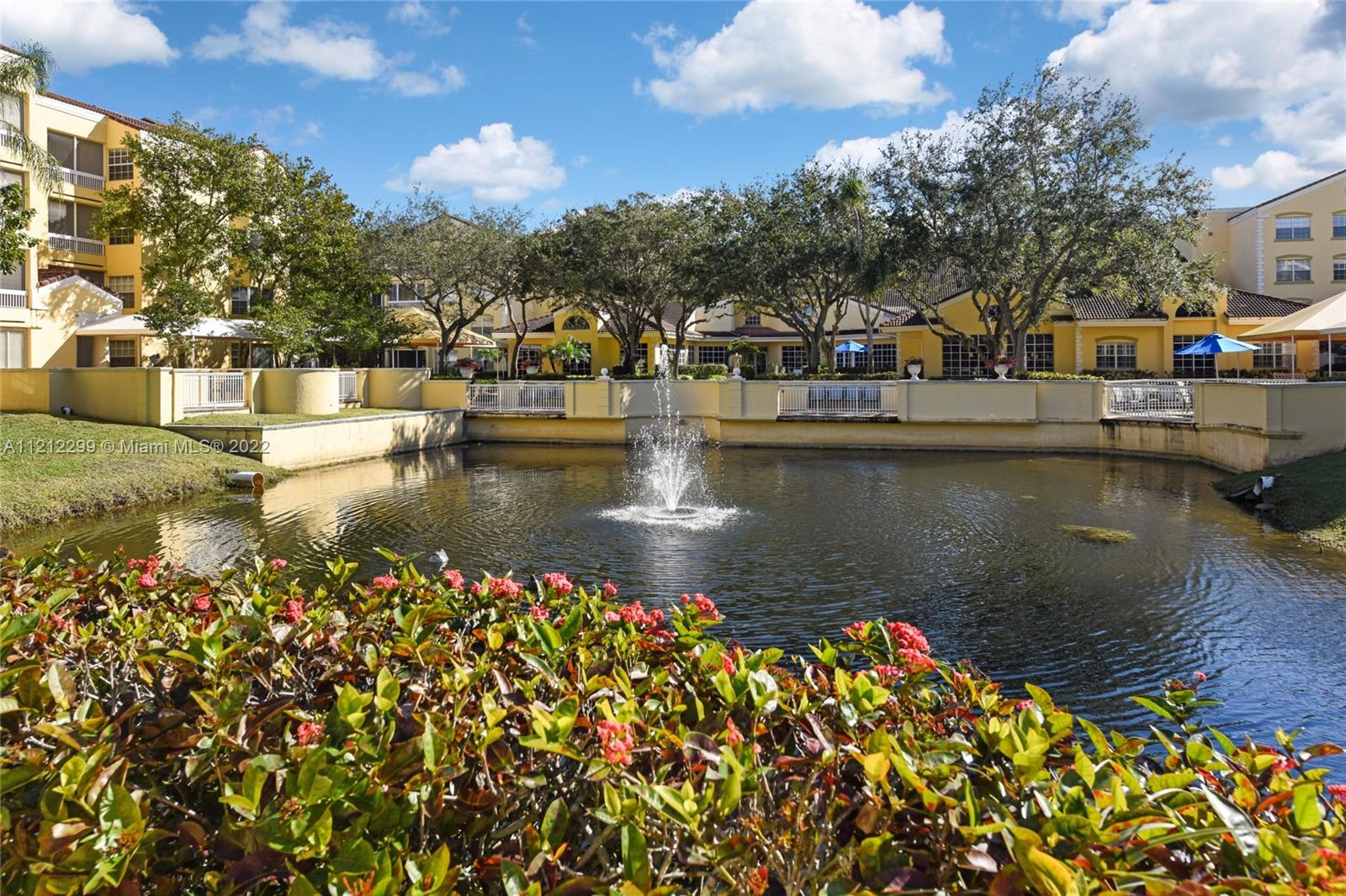 JACARANDA HEIGHTS CONDO - Residential