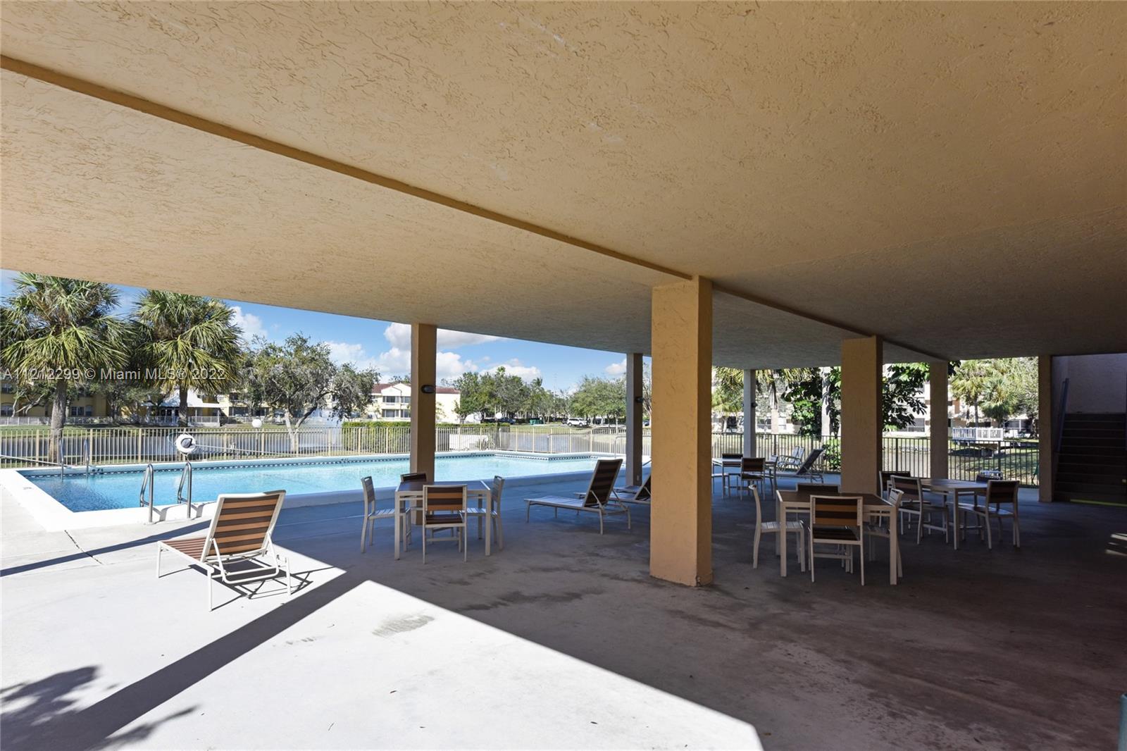 JACARANDA HEIGHTS CONDO - Residential