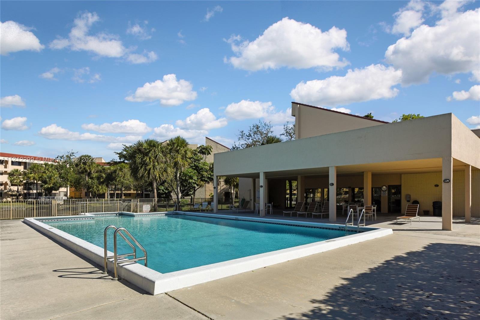 JACARANDA HEIGHTS CONDO - Residential