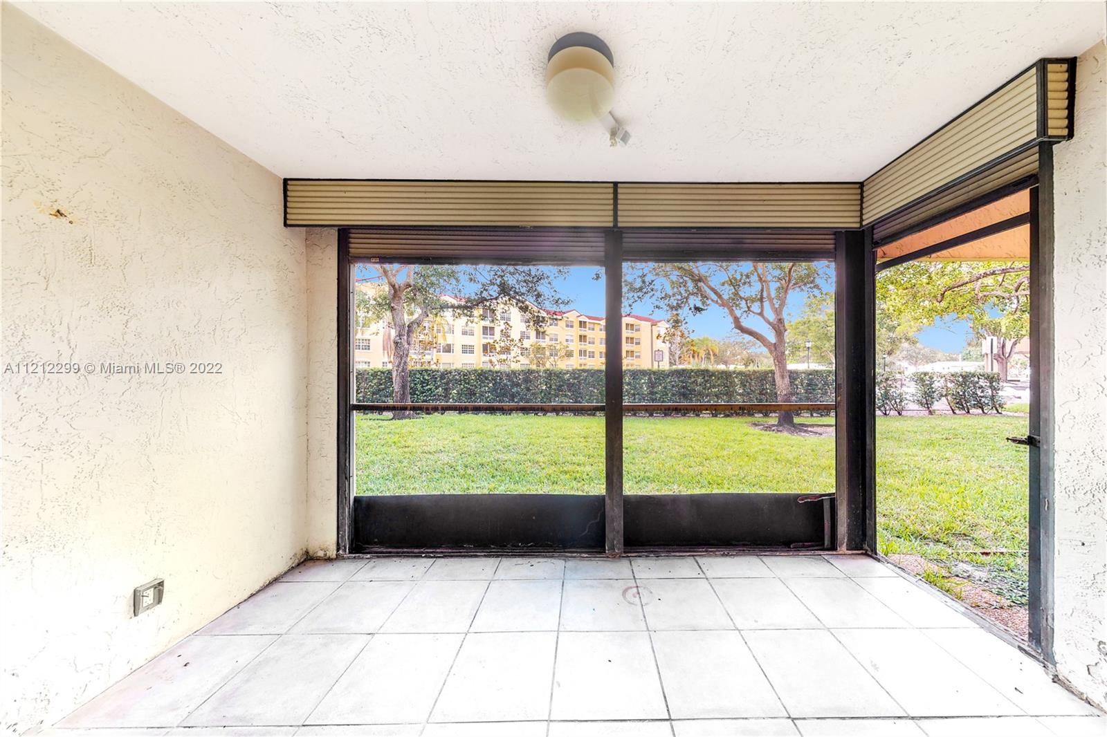 JACARANDA HEIGHTS CONDO - Residential