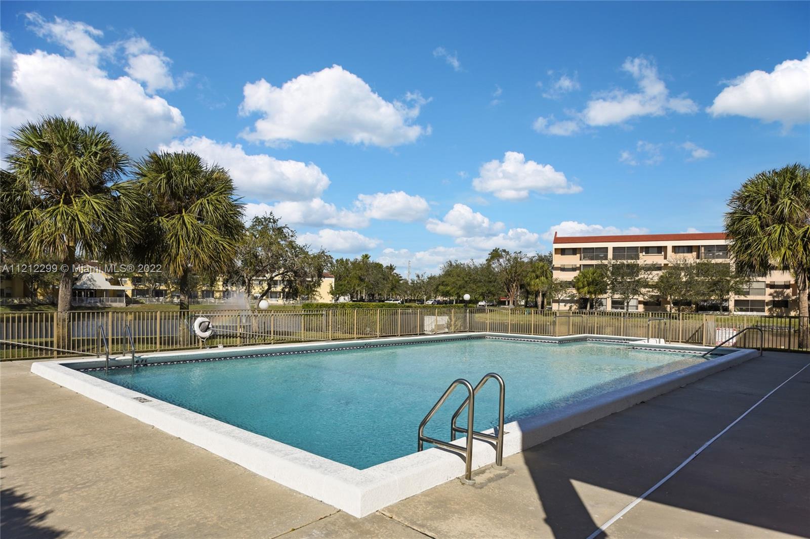 JACARANDA HEIGHTS CONDO - Residential