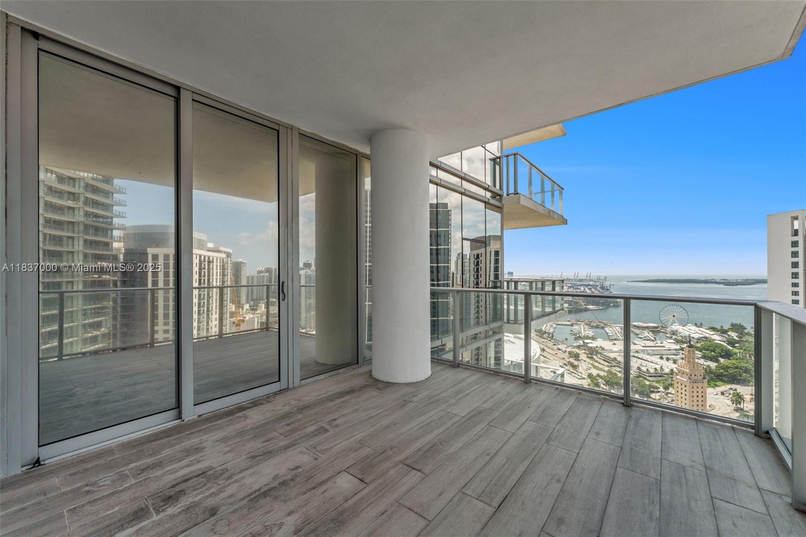 Live in the most coveted and most amenity filled building in the world at Paramount Miami World Center in this 3bed/4bath + den corner unit with stunning views of the bay and skyline. This stunning corner unit is over 2320 sq ft of living space and draws in plenty of sunshine & light from its 10 ft floor to ceiling windows. Have access to a huge chef's kitchen w/Bosch & Subzero appliances with plenty of cabinet space. Live in Luxury with the spa like master bathroom & huge master bedroom walk in closets. The second & third bedroom are ample w/great closet space & their own private bathrooms. Finally turn the huge den into a fourth bedroom or a media room. Have access to world class amenities, shopping and restaurants including Apple, Maple & Ash, Starbucks and more.