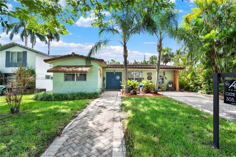 Photo of 1214 Polk St, Hollywood, FL 33019 (MLS # A11861691)