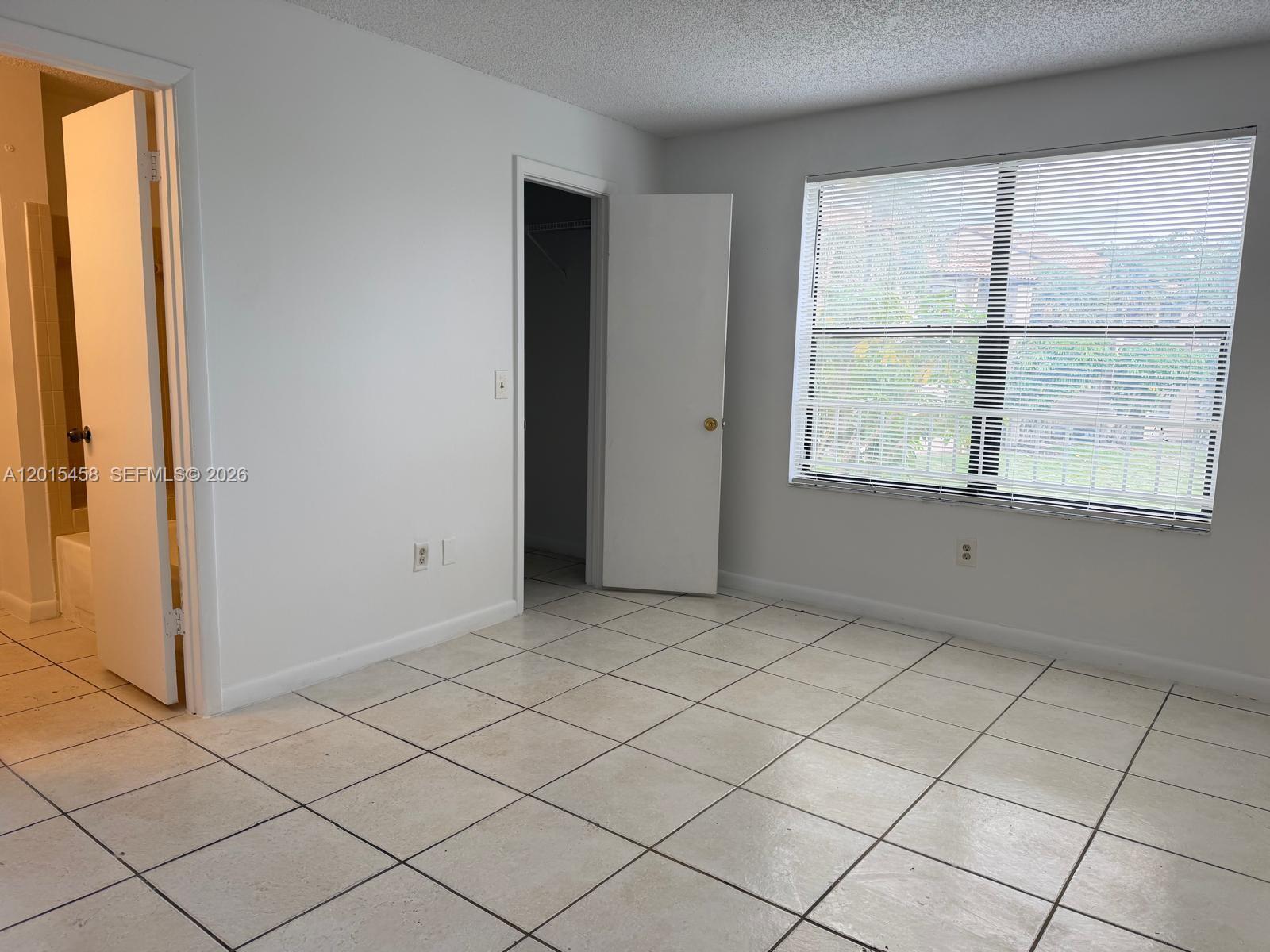 4381 W Mcnab Rd 15