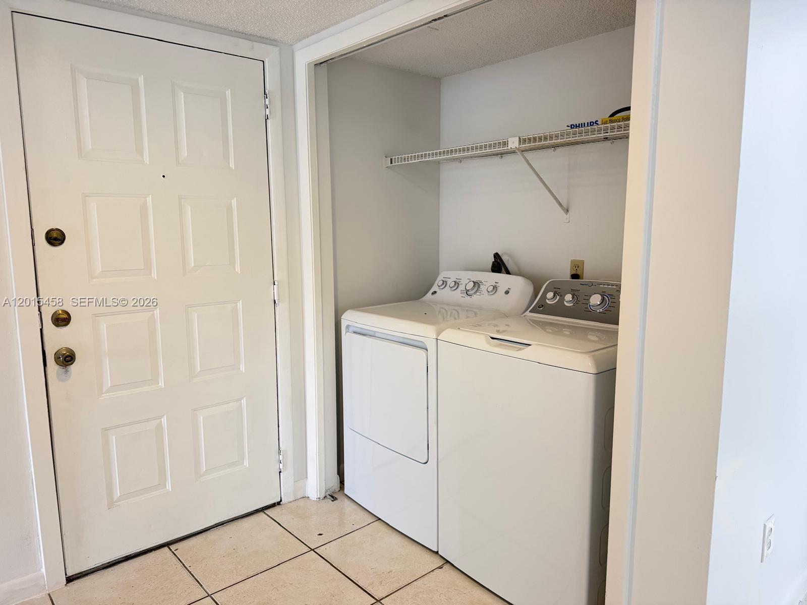 4381 W Mcnab Rd 15