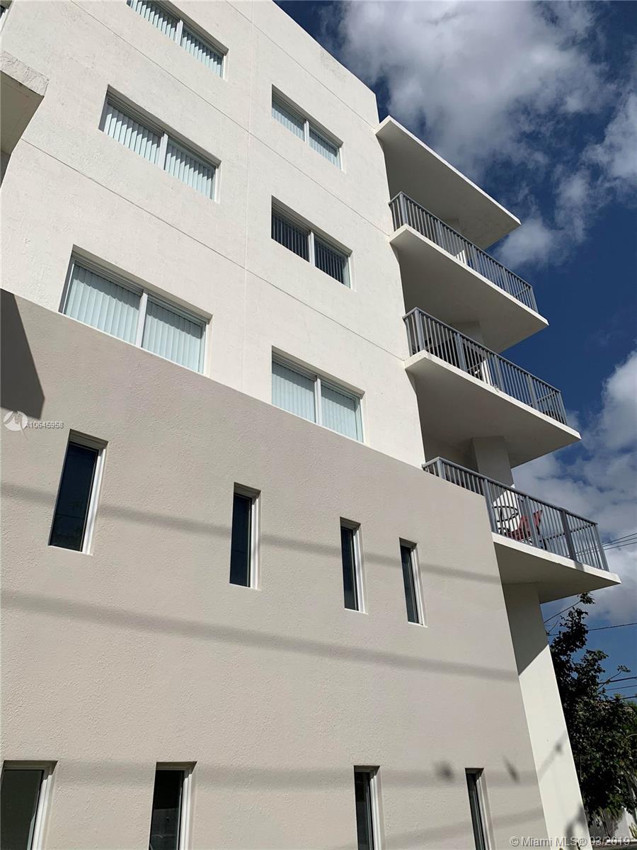 BRICKELL RIVERVIEW - Residential Income