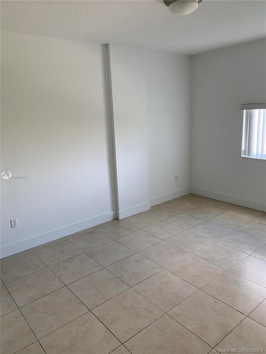 BRICKELL RIVERVIEW - Residential Income