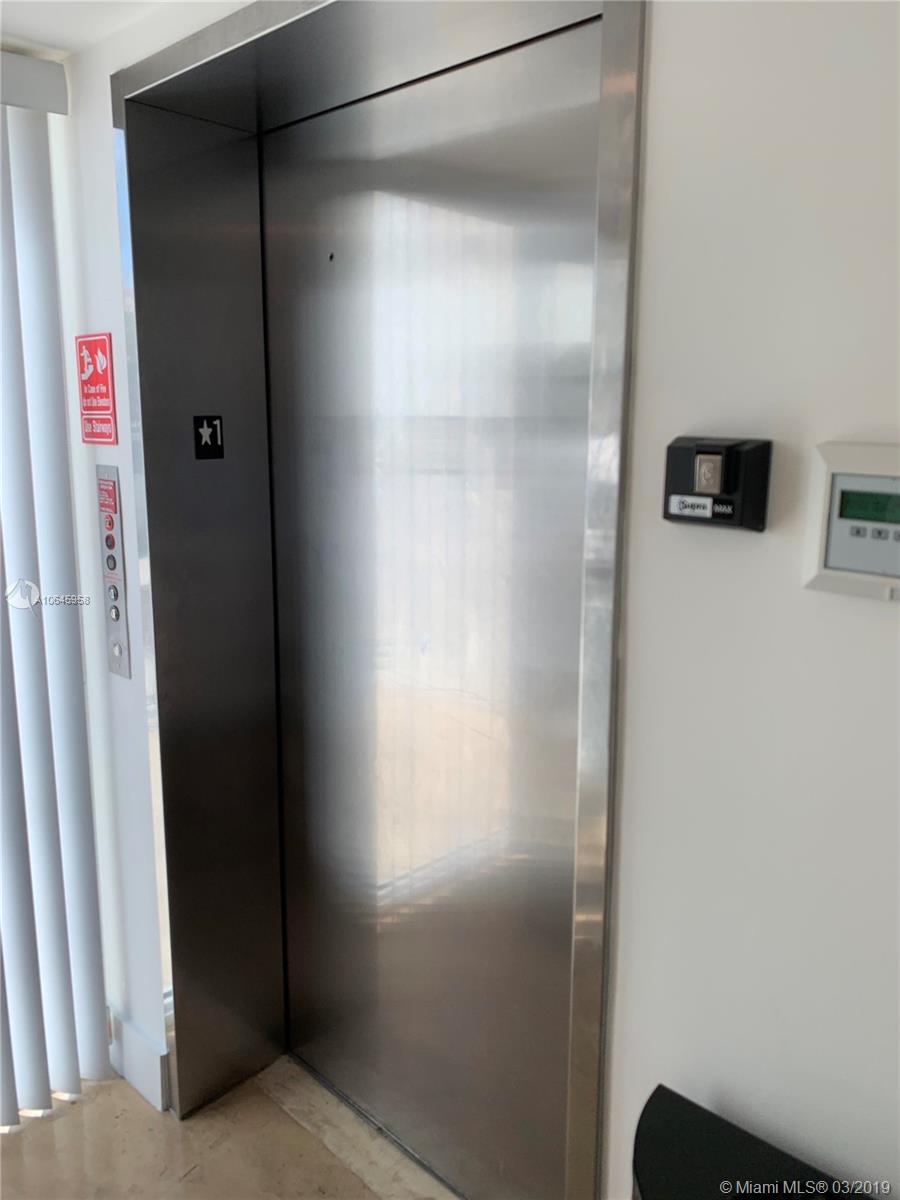 BRICKELL RIVERVIEW - Residential Income