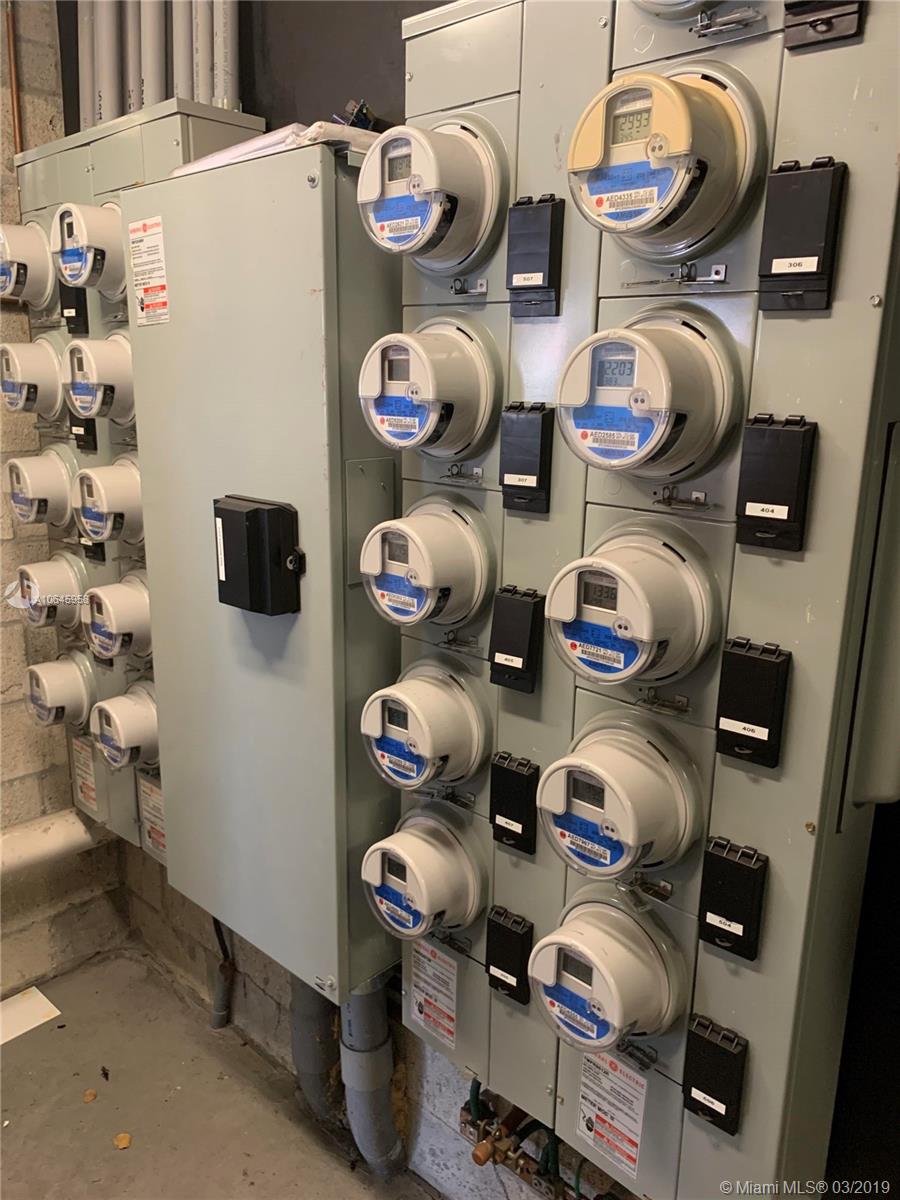 BRICKELL RIVERVIEW - Residential Income