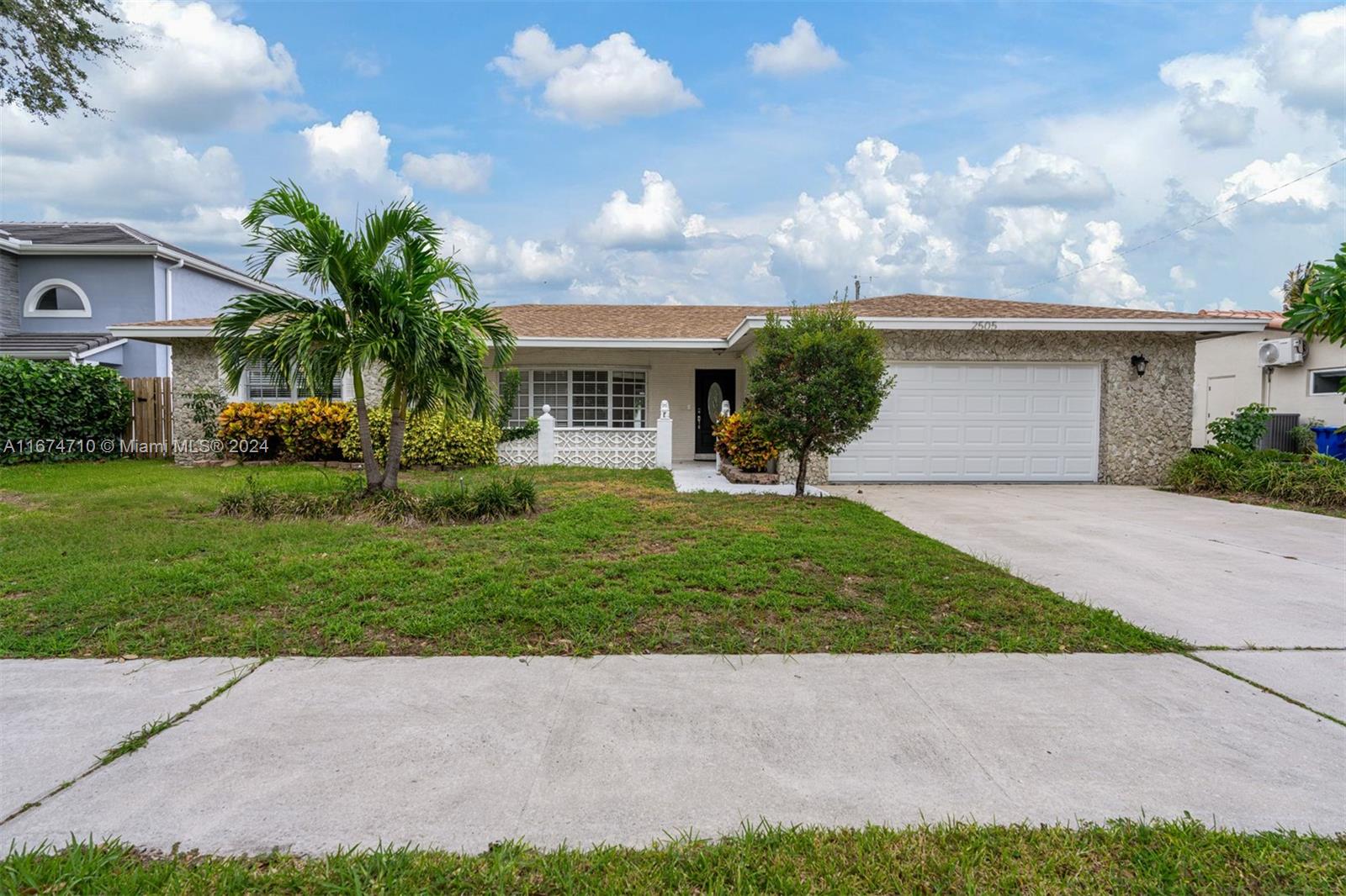 Property for Sale at 2505 Ne 35th Dr, Fort Lauderdale, Broward County, Florida - Bedrooms: 4 
Bathrooms: 2  - $995,000