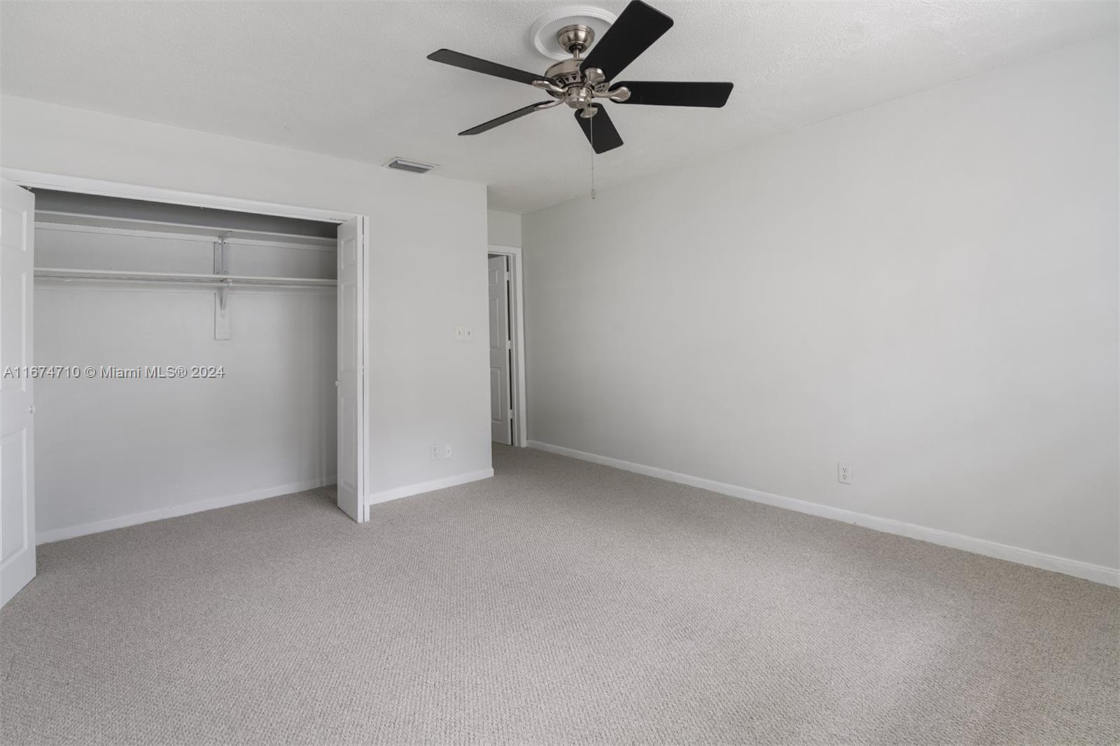 CORAL RIDGE COUNTRY CLUB - Residential