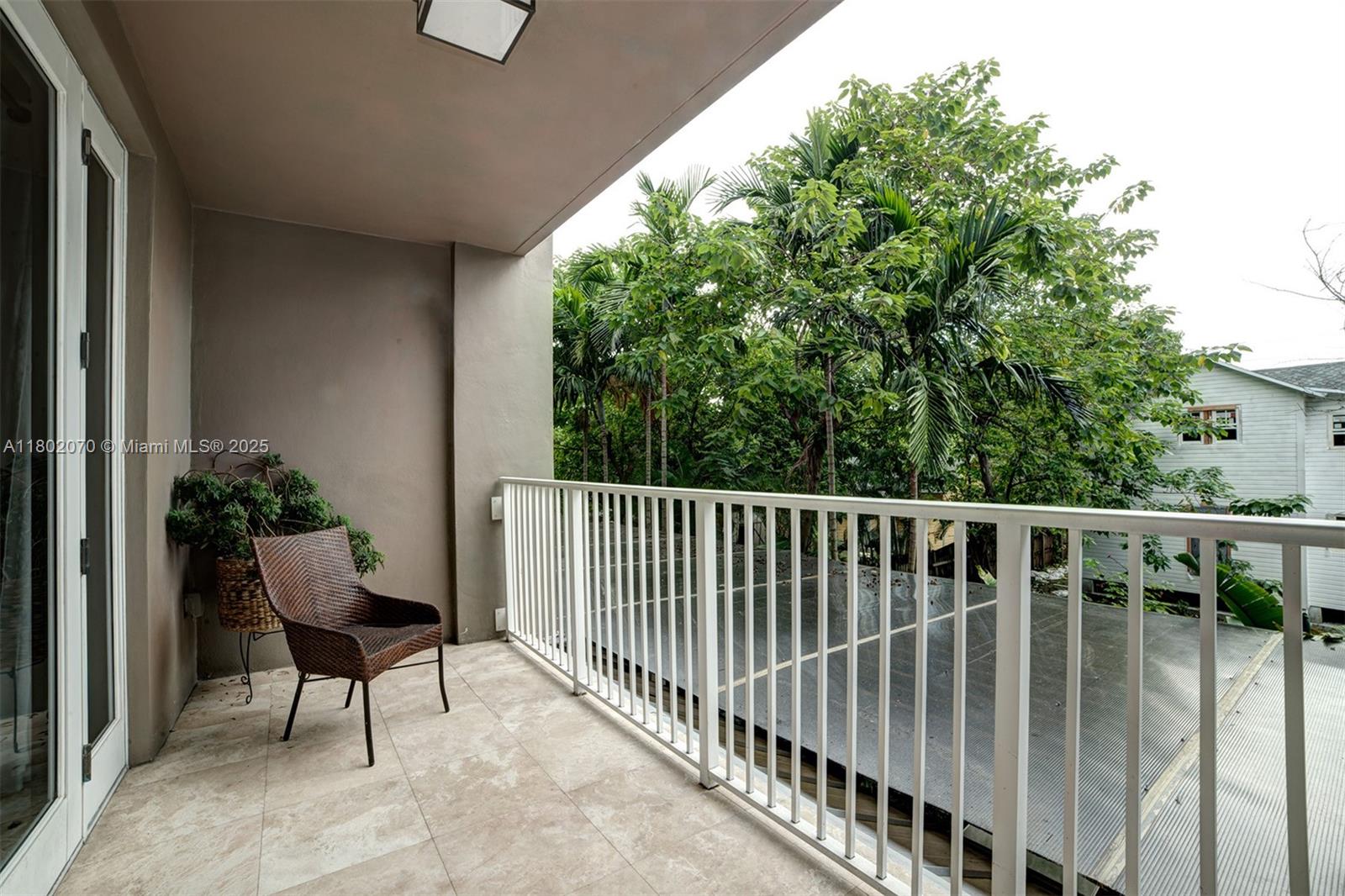 GROVE GARDEN RESIDENCES C - Residential