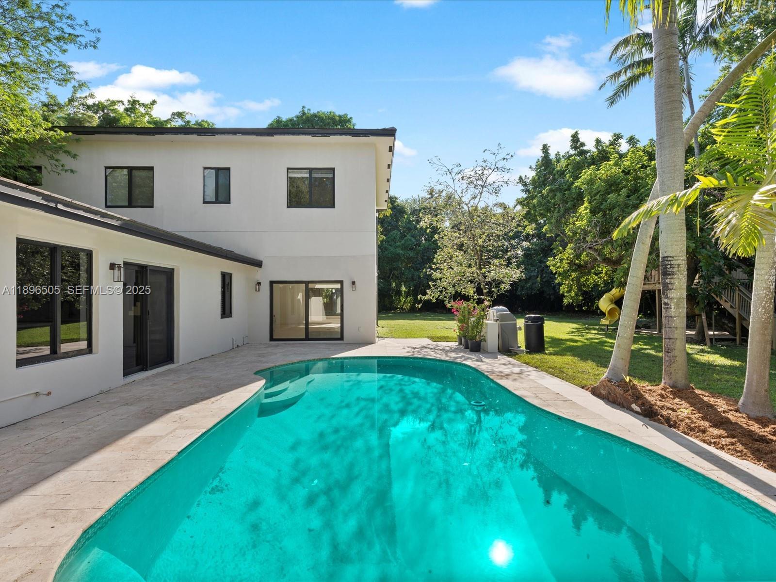 SUNSET VIEW - Residential