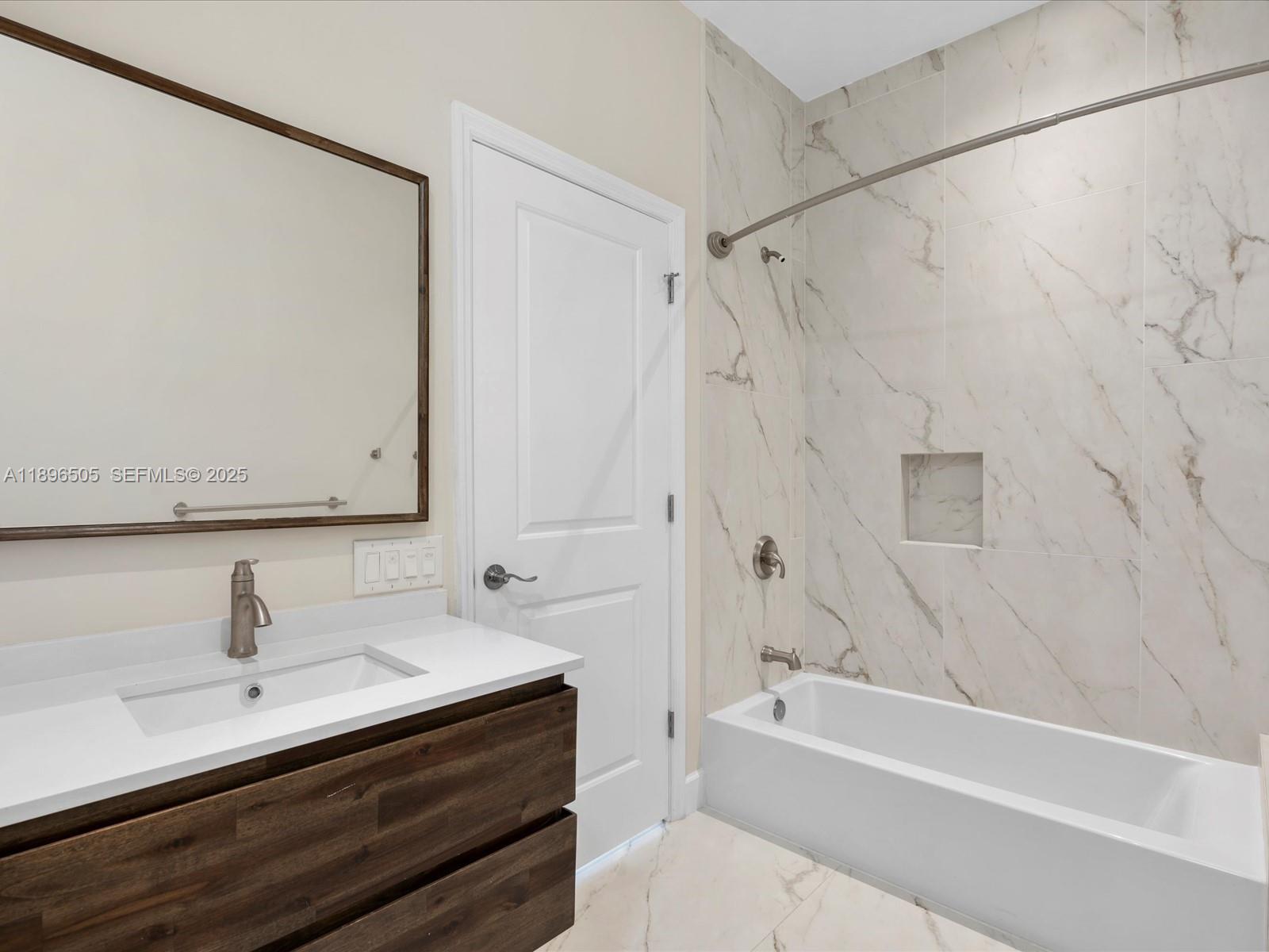 SUNSET VIEW - Residential