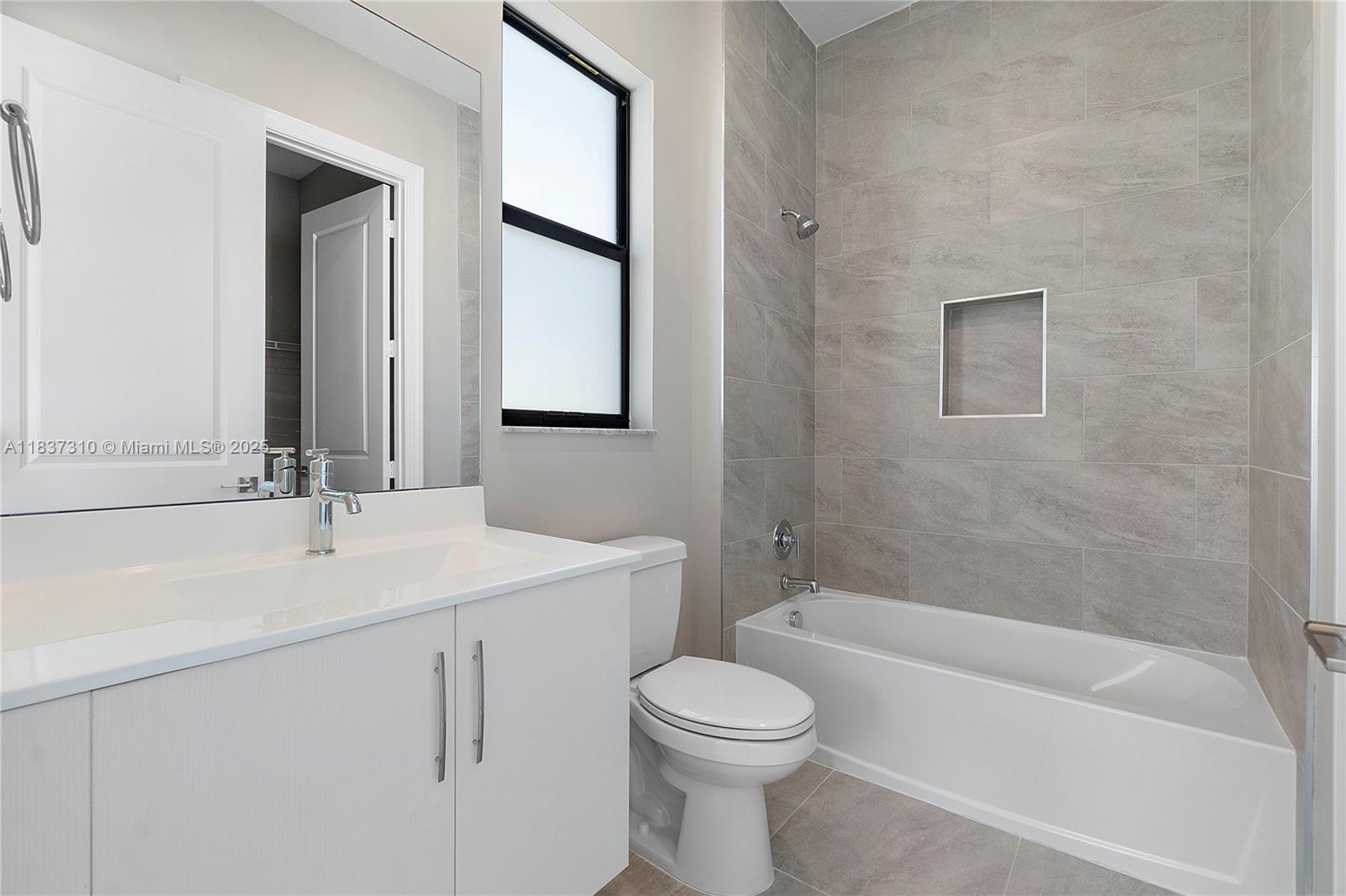 Parkland Bay - Residential