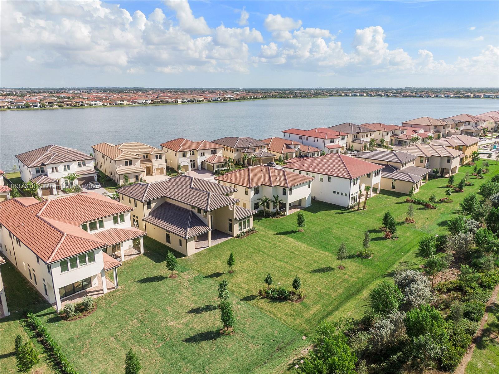 Parkland Bay - Residential