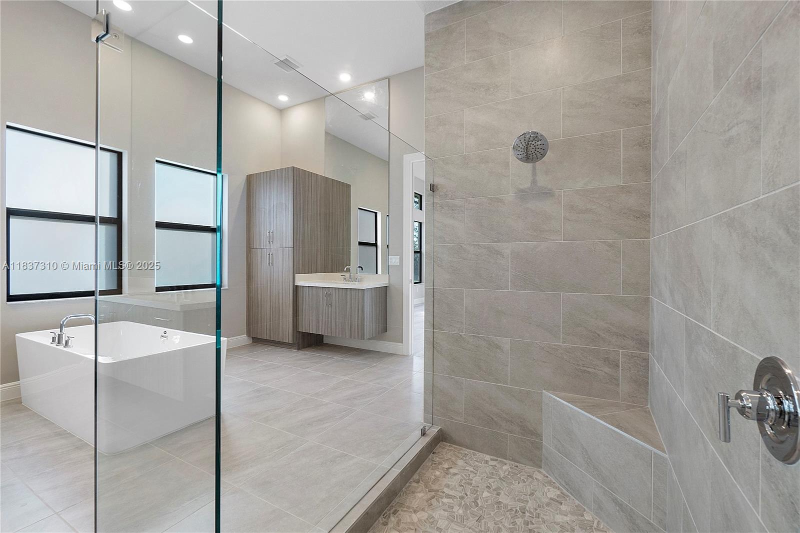 Parkland Bay - Residential