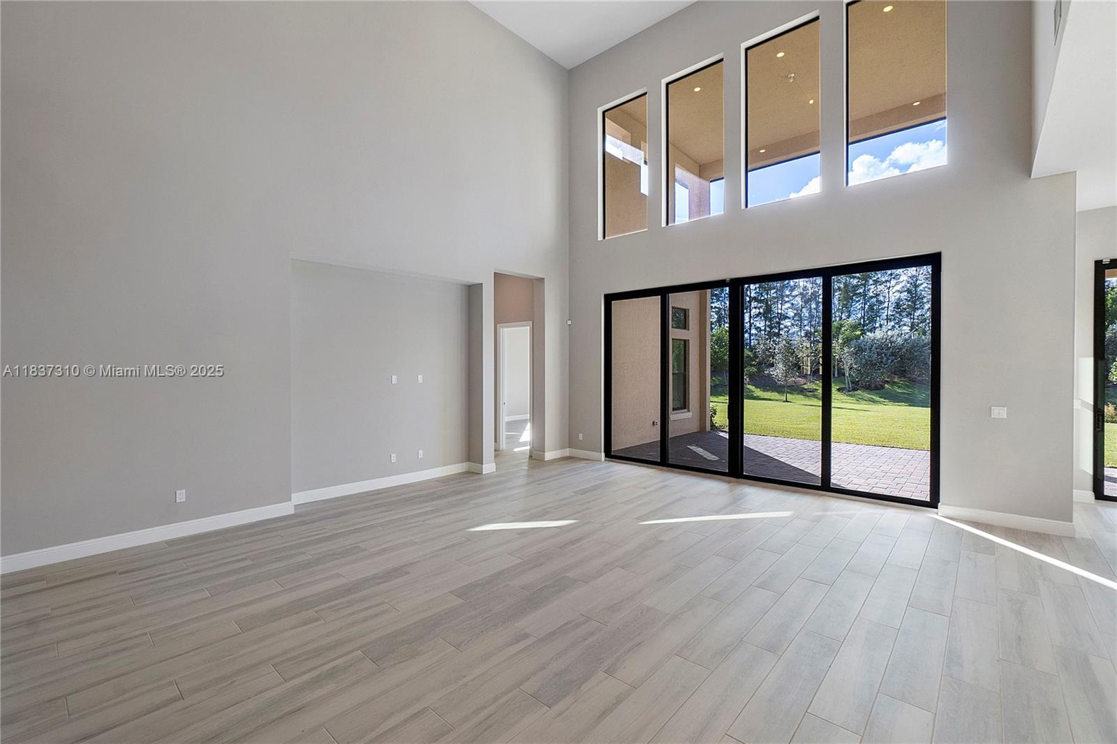 Parkland Bay - Residential