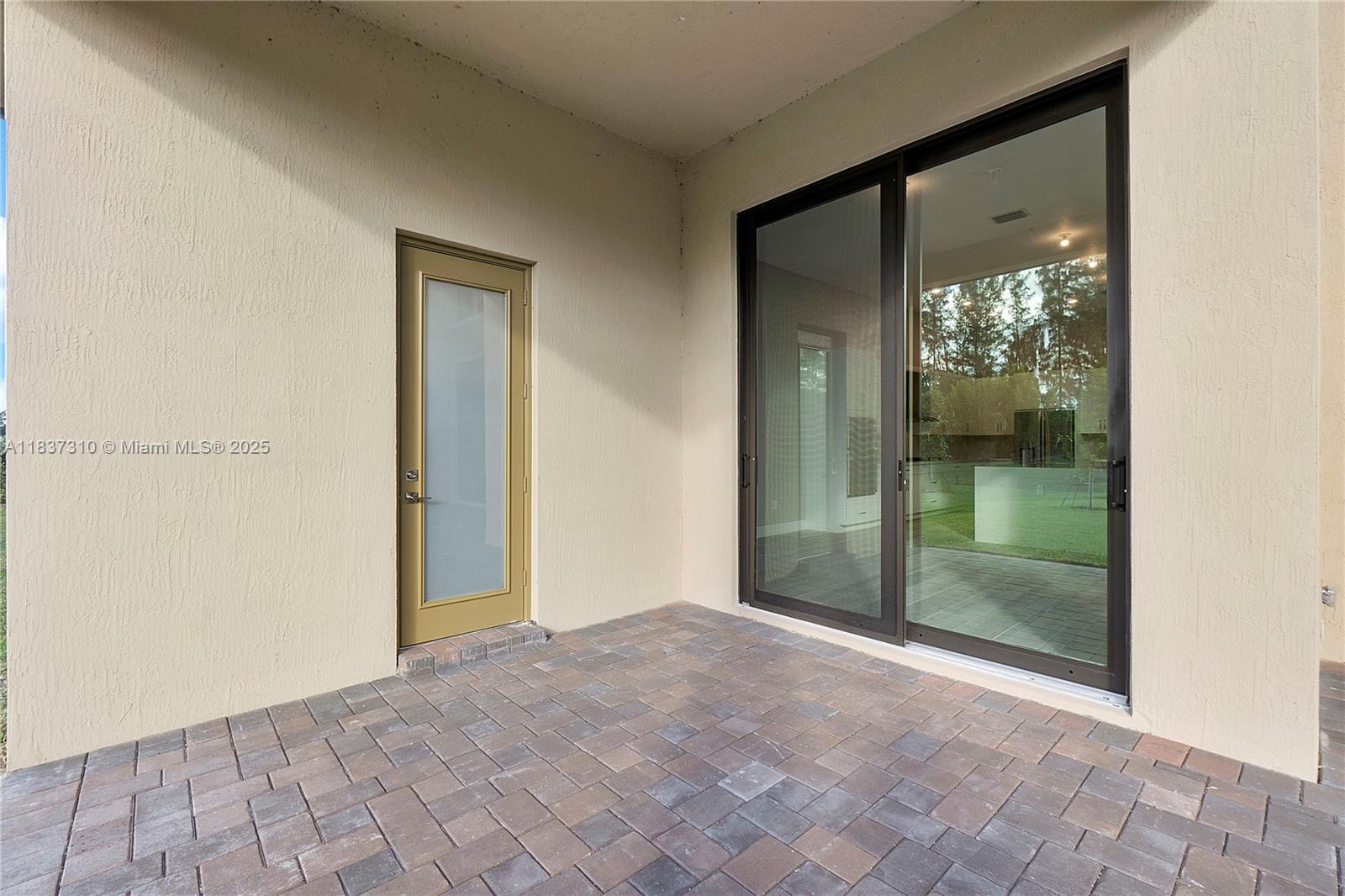 Parkland Bay - Residential