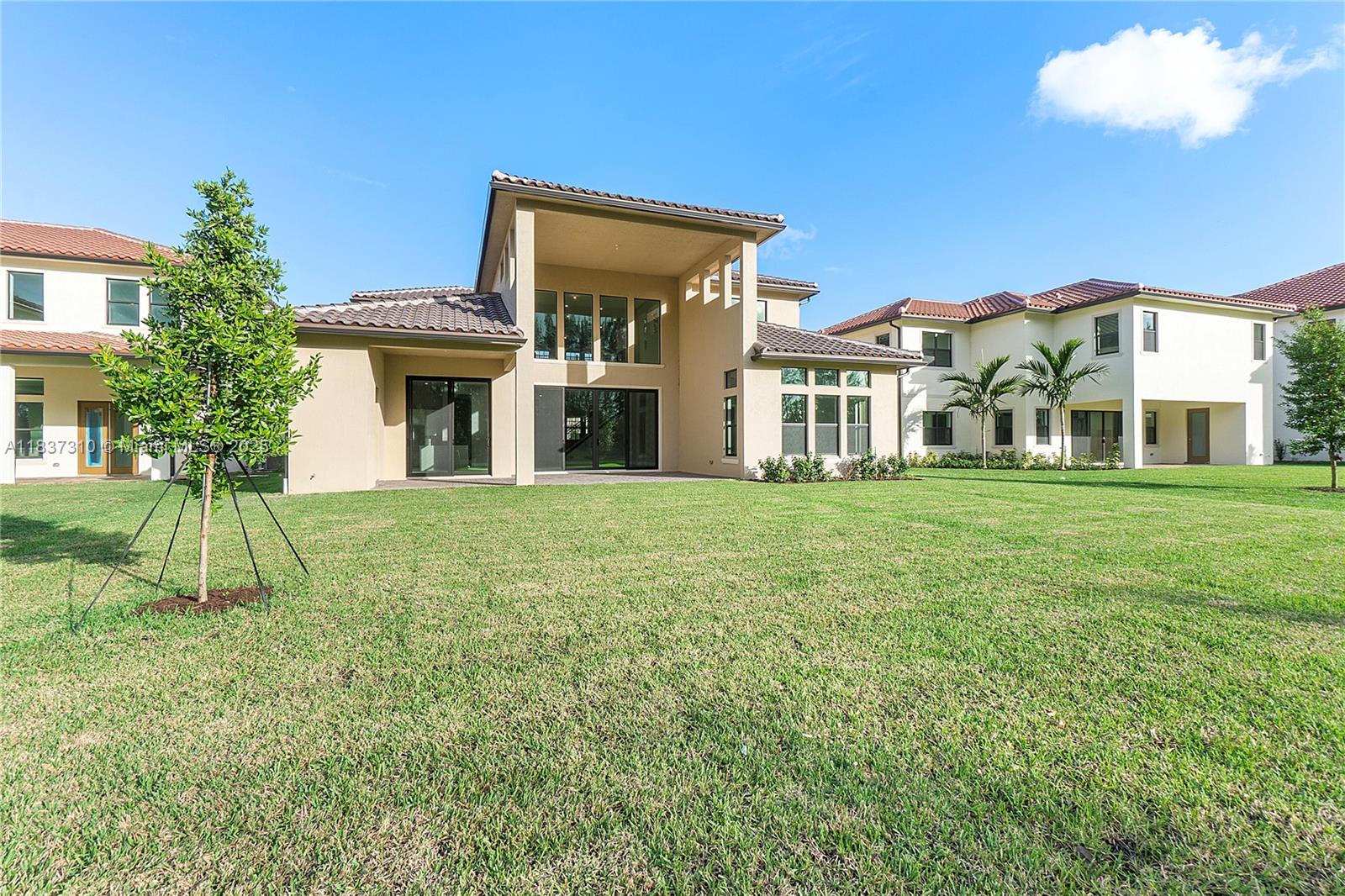 Parkland Bay - Residential