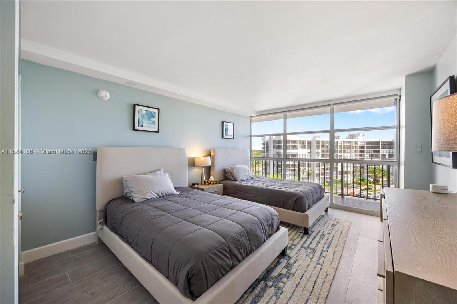 TOWERS OF OCEANVIEW SOUTH - Residential