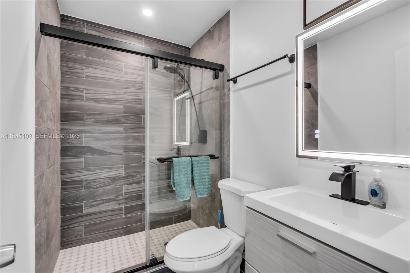 LOOK HOMESITES NO 3 - Residential