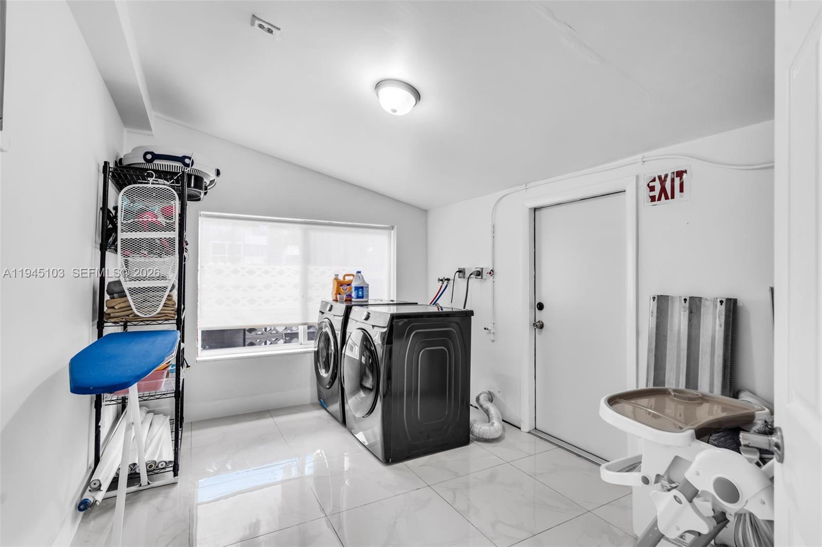 LOOK HOMESITES NO 3 - Residential