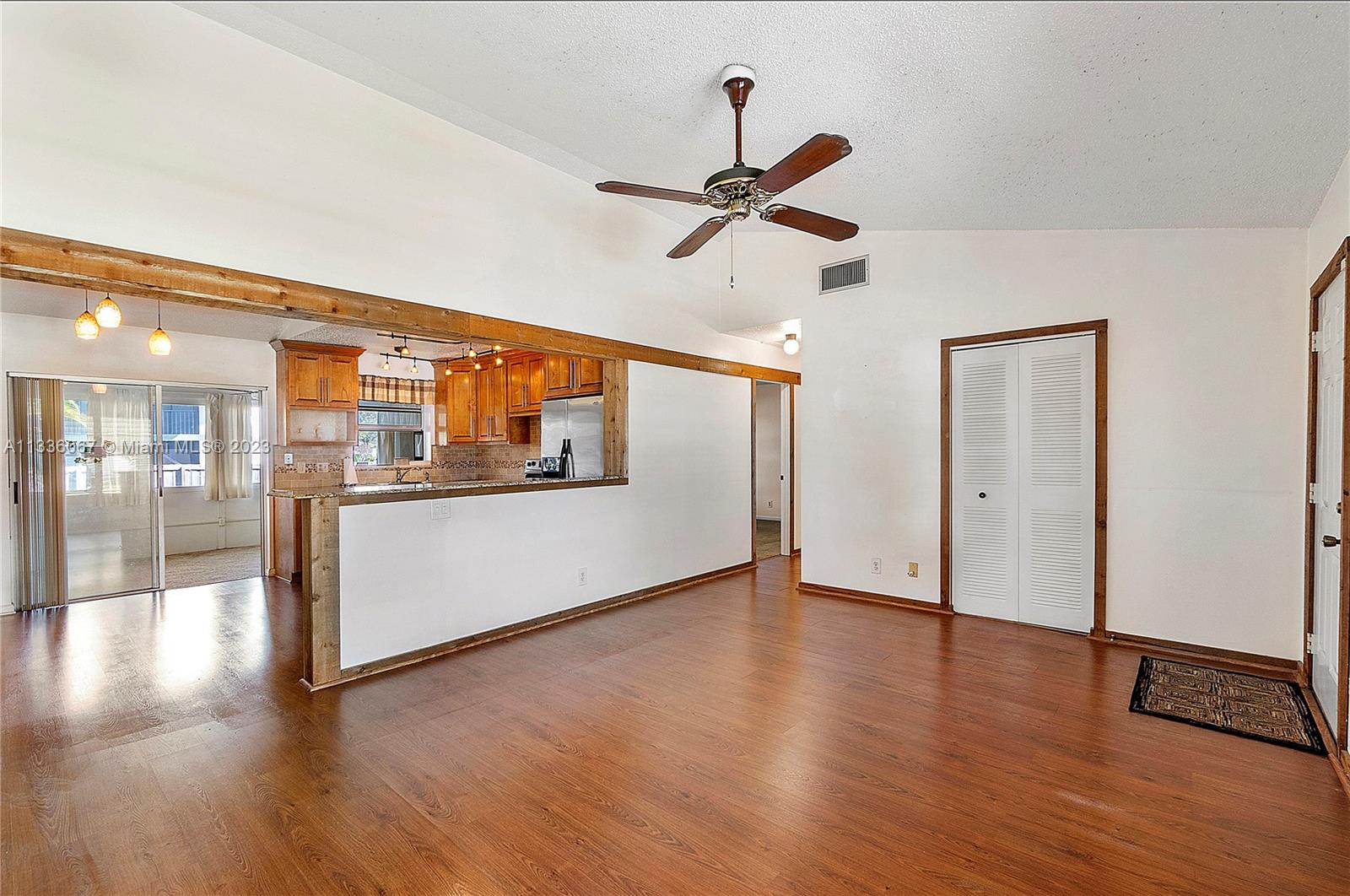 JUPITER VLG - Residential